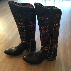 Johnny Ringo Women's Knee High Fringe Bailey Boots